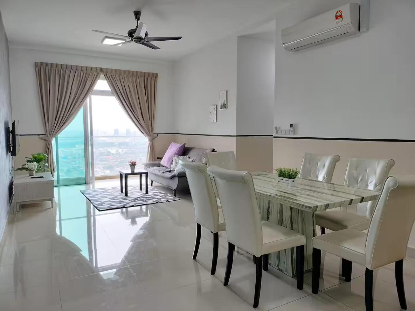 Twin Galaxy Apartment